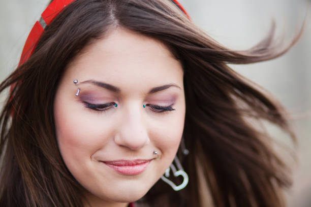 eyebrow piercing